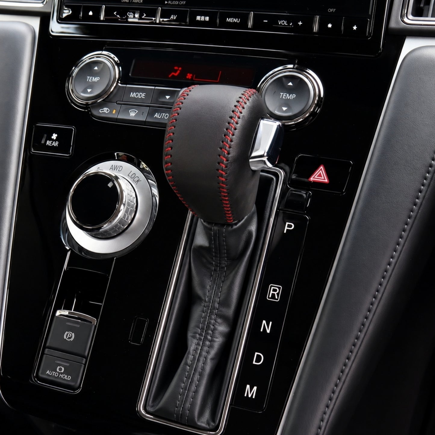 三菱 デリカD5用 シフトノブカバー 本革 CV1W (2019年2月以降 後期型) 対応 シフトノブカバー シフトレバー ブーツ カスタム 内装 パーツ ドレスアップ 手縫い不要 母の日 ギフト